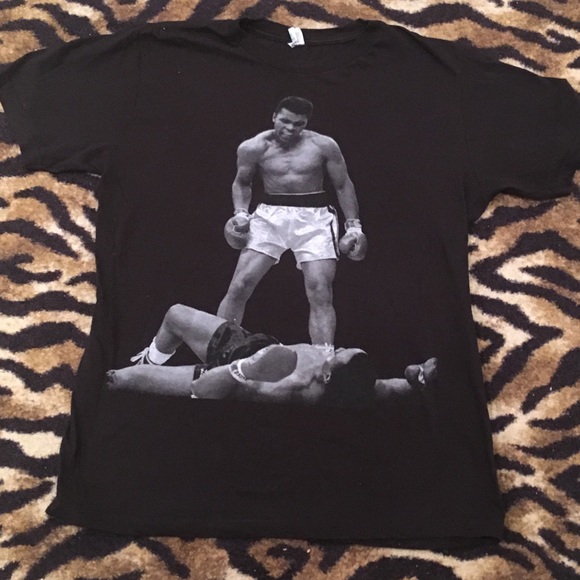 pacific Other - Muhammad Ali Graphic T-Shirt Size Medium